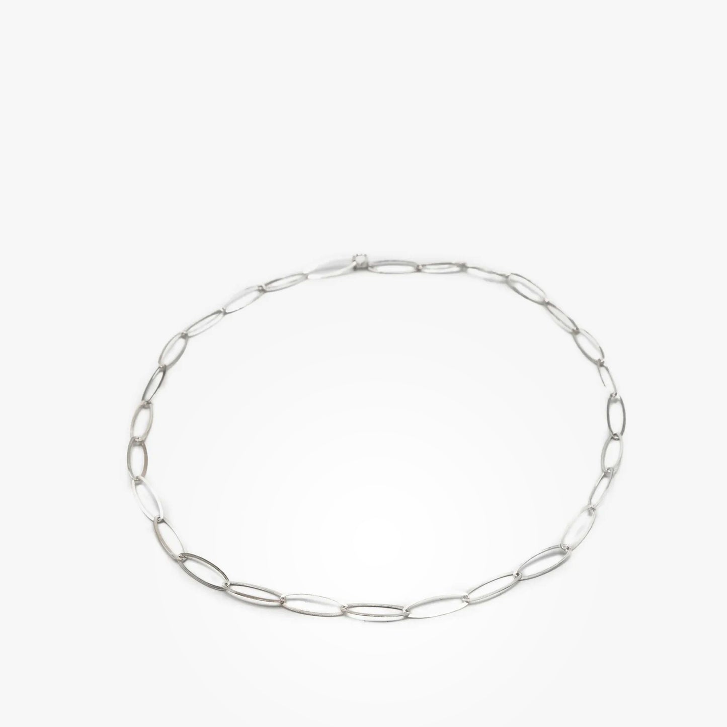 Halsband